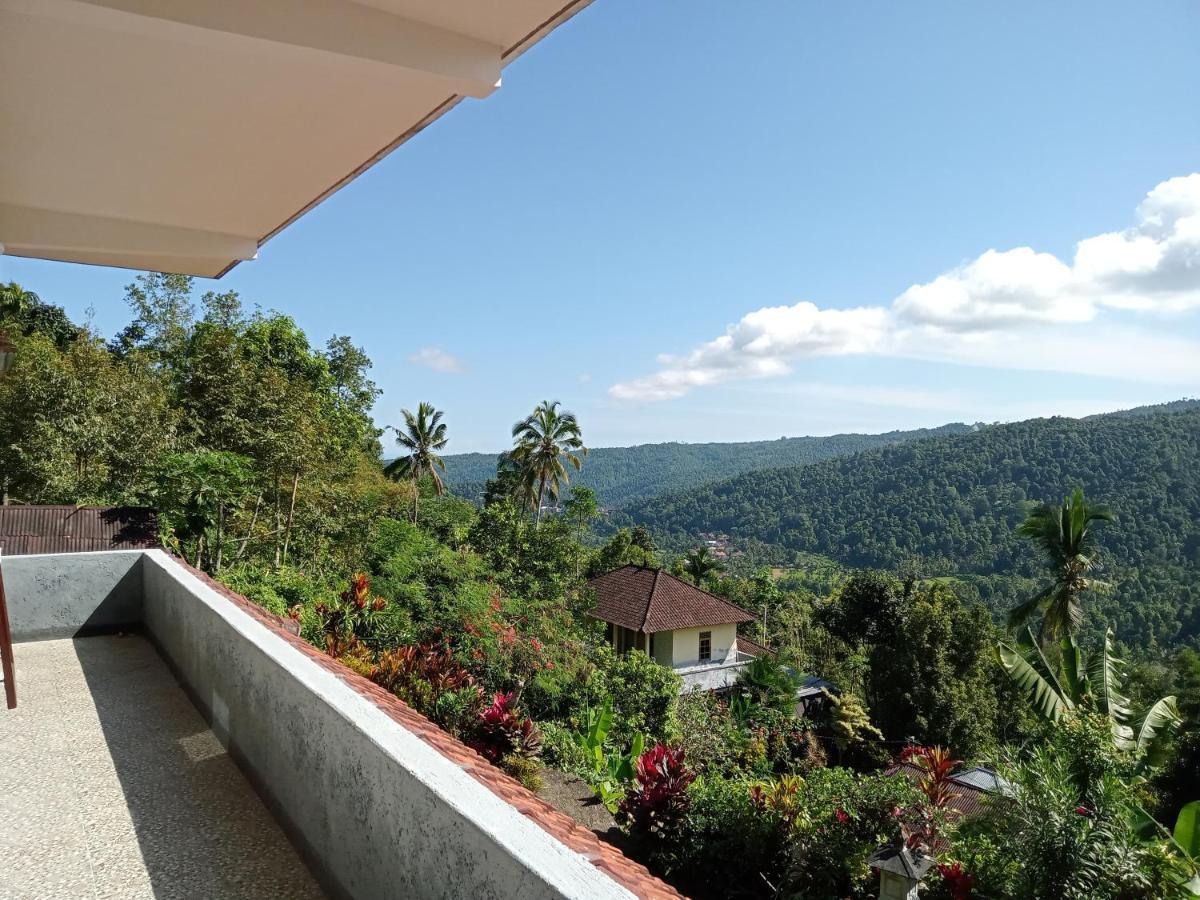 Aris Homestay And Warung Made Munduk Zewnętrze zdjęcie