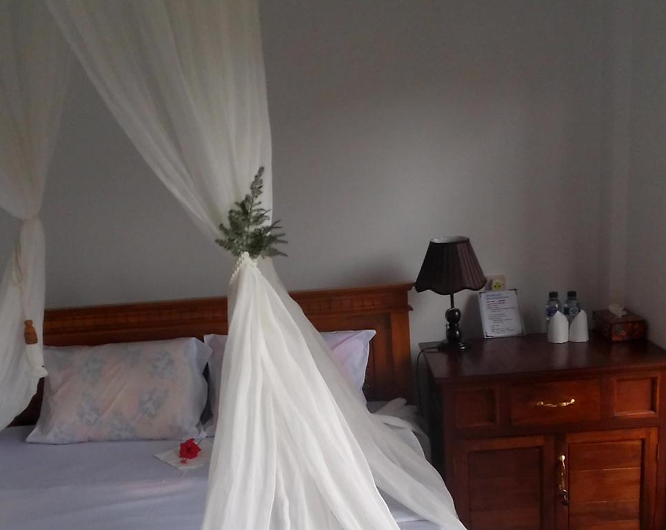 Aris Homestay And Warung Made Munduk Zewnętrze zdjęcie