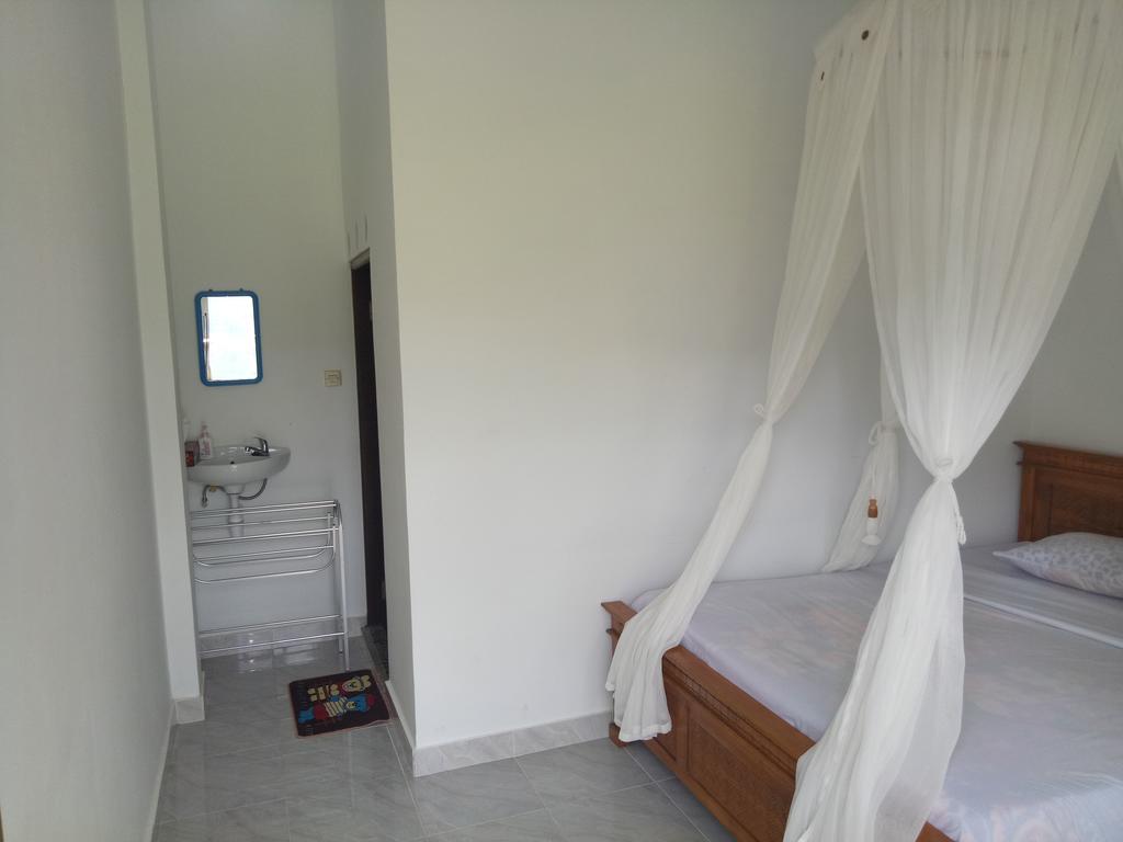 Aris Homestay And Warung Made Munduk Zewnętrze zdjęcie