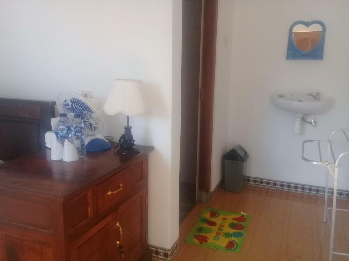 Aris Homestay And Warung Made Munduk Zewnętrze zdjęcie